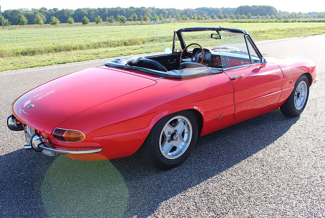 Alfa Romeo Duetto Spider 1750