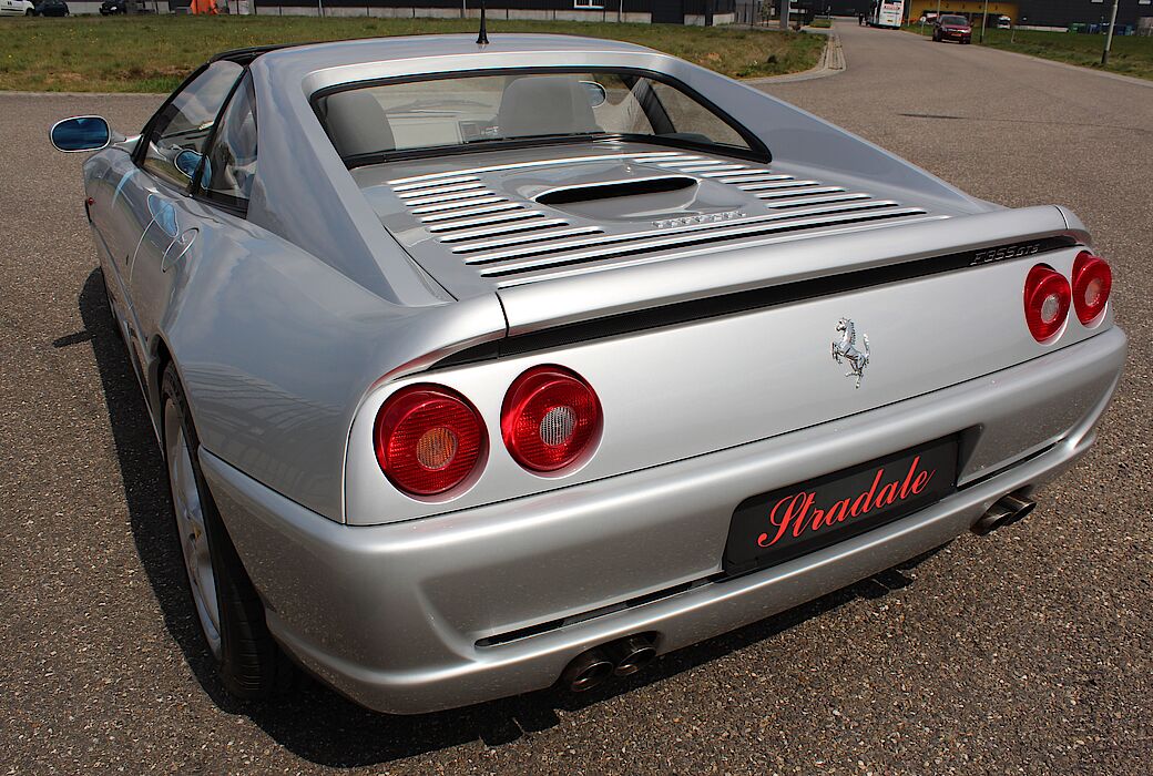 Ferrari F355 GTS 1998 Argento