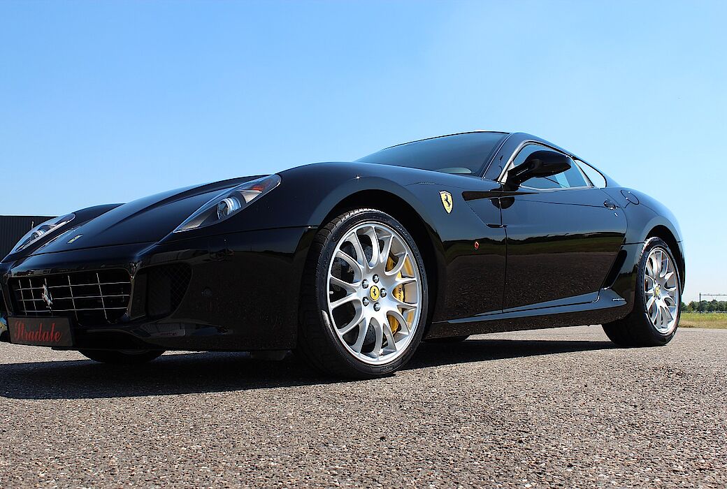 Ferrari 599 GTB Fiorano 2007 Nero