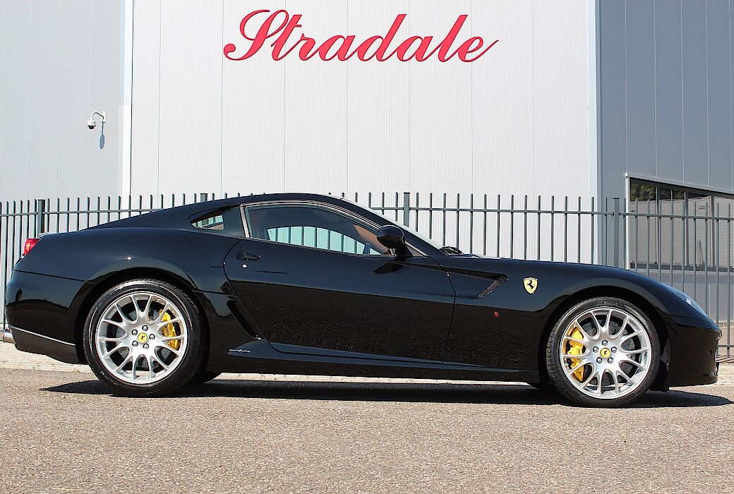 Ferrari 599 GTB Fiorano 2007 Nero