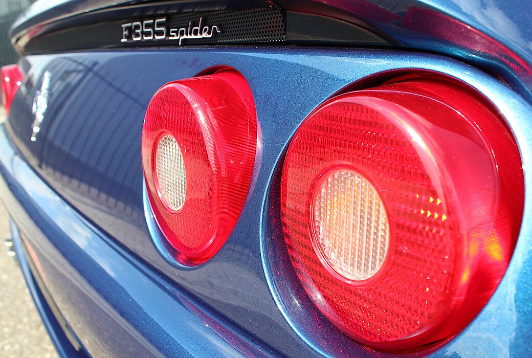 Ferrari F355 Spider 1998 Nart