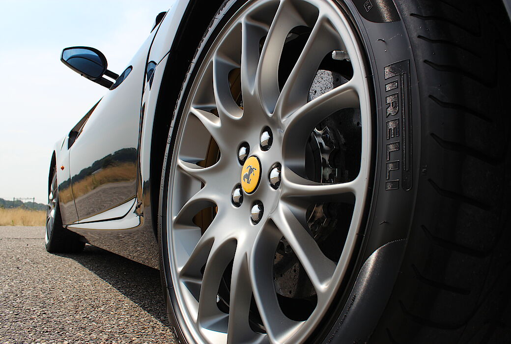 Ferrari 599 GTB Fiorano 2007 Pozzi