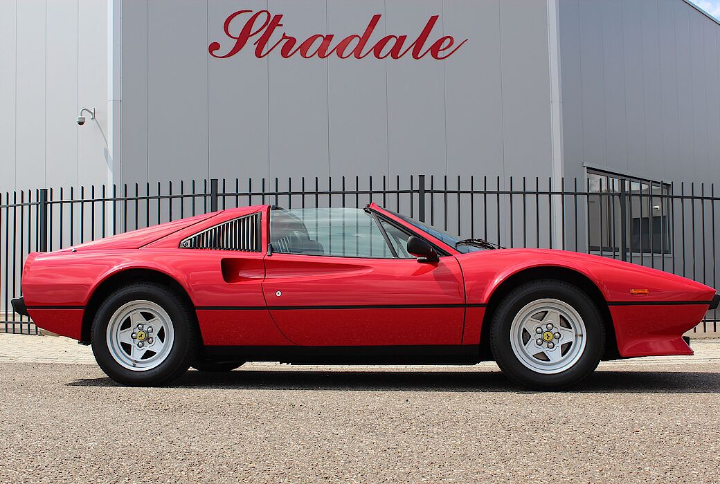 Ferrari 308 GTS QV 1985