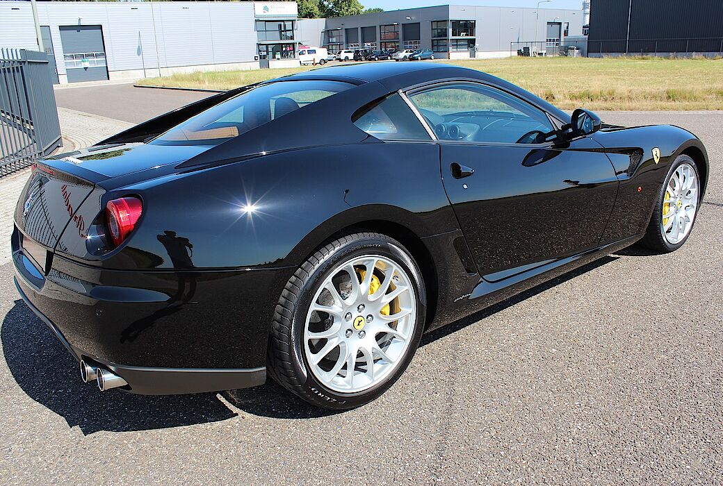 Ferrari 599 GTB Fiorano 2007 Nero