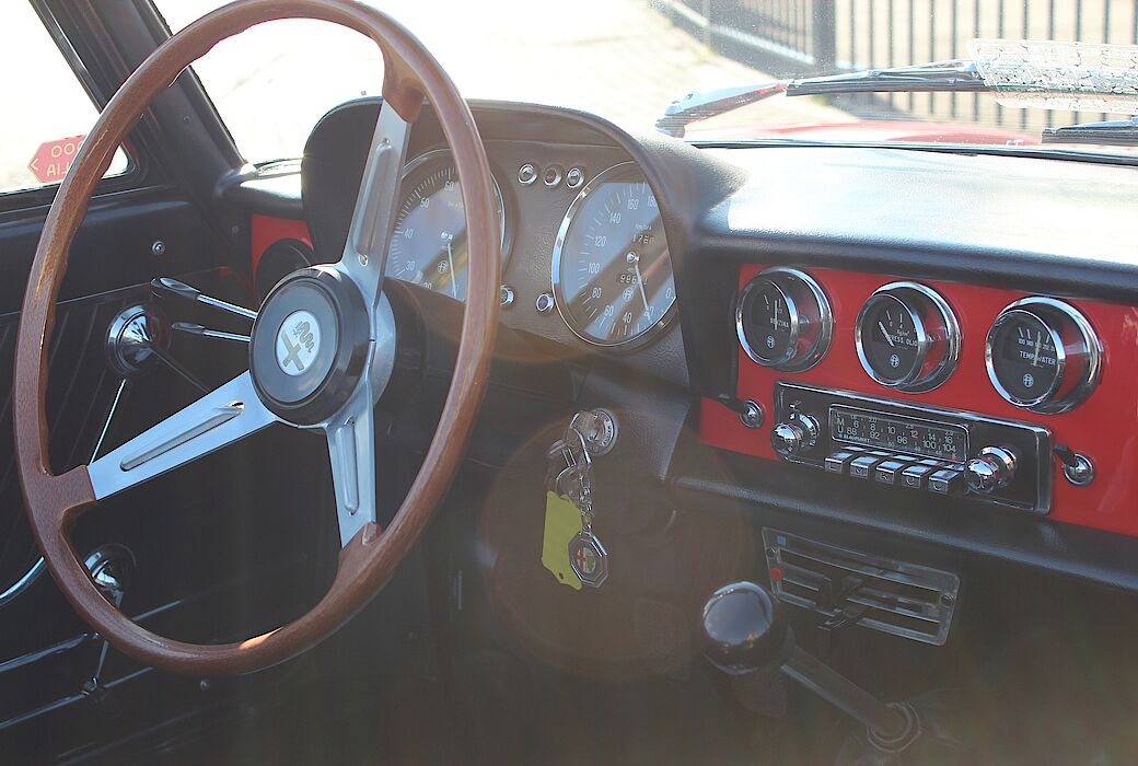 Alfa Romeo Duetto Spider 1750