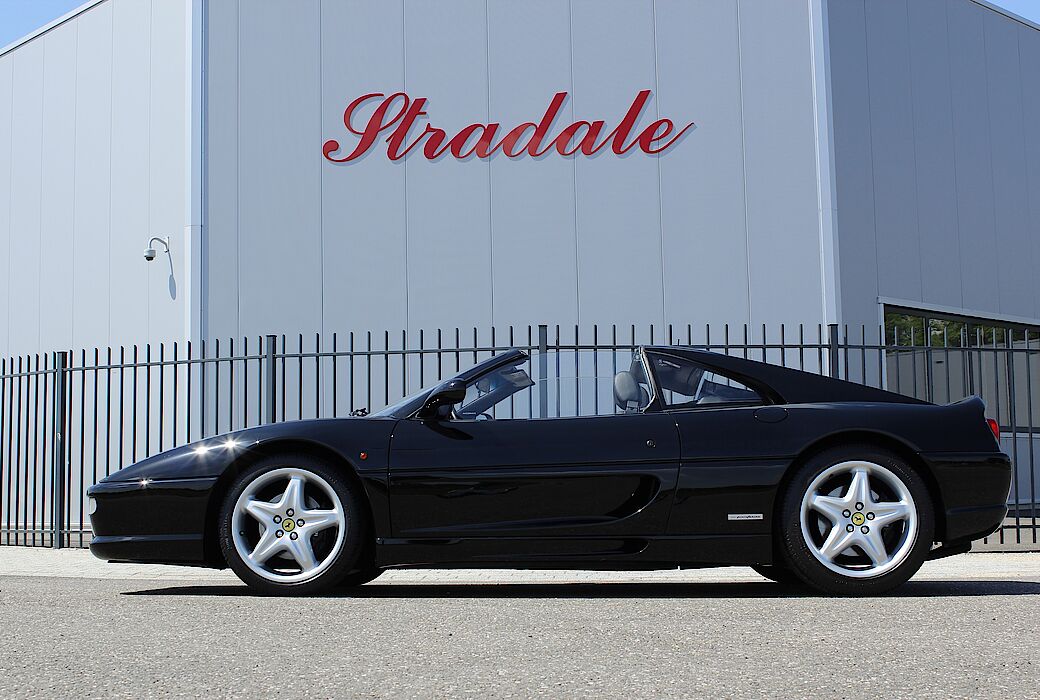 Ferrari F355 GTS 1996 Nero